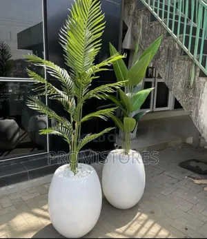 Lifelike Artificial Potted Plant