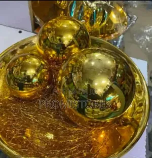 Beautiful Gold Centre Table Decorative Balls/Pan