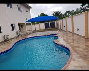 Swimming Pool Builder’Hot Tub, Spa Engineer, Installer and Consultant