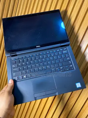 Laptop Dell Latitude 7390 8GB Intel Core I7 SSD 256GB