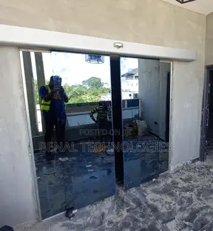 Auto Sensor-Controlled Sliding Door