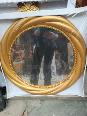 Round Decorative Wall Mirror