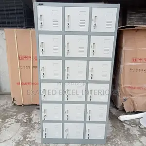 A Unique Quality Imported 18 Door Workers Lockers