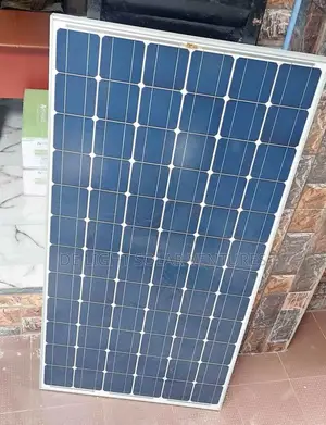 300watts Solar Panels Canadian Available