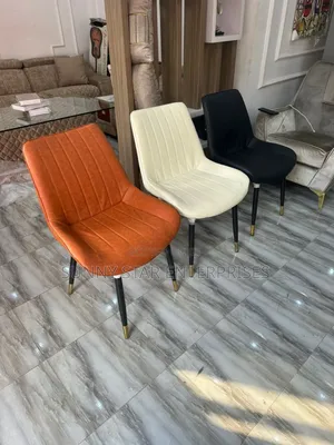 High Quality Chair for Restaurants and Dinning Purposes