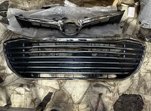 Up and Down Front Bumper Grill Avalon 2018 -020