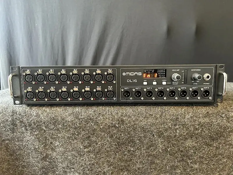 MIDAS DL16 Stage Box