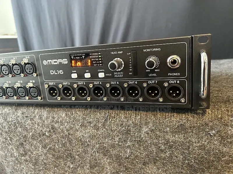 MIDAS DL16 Stage Box