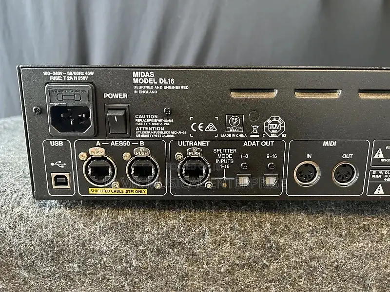 MIDAS DL16 Stage Box