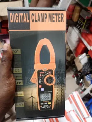 Digital Clamp Meter