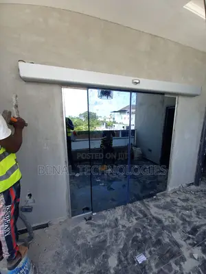 Auto-Sensitive Sliding Door