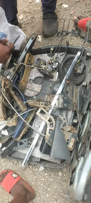 Door Catcher for All Types of Hyundai and Kia Available