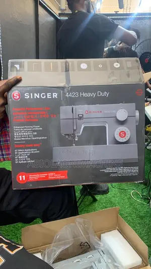 Singer Heavy Duty 4423