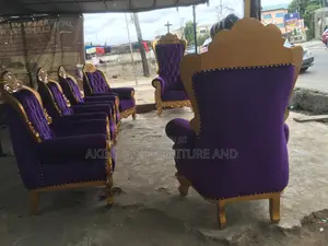 Royal Chair