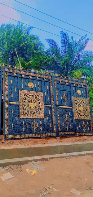 New Morden Design Wrought Iron Gate