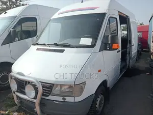 Mercedes-Benz Sprinter 1996 White