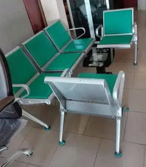 Thick Panairport Chair