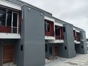 2bdrm Block of Flats in Iyanganku for sale