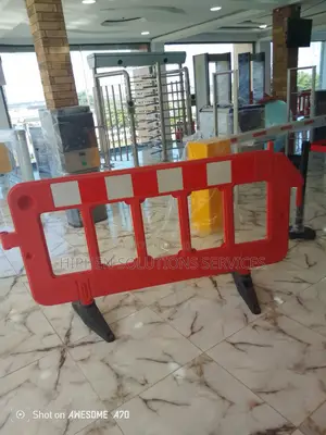 Stackable Crowd Control Barrier