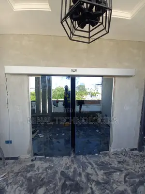 Motion-Detect Sliding Glass Entryway