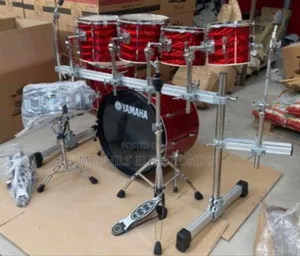 Yamaha Complete 7-piece Rack Drum Set