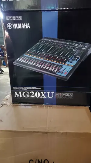 Mg20xu Original Yamaha Console Mixer.