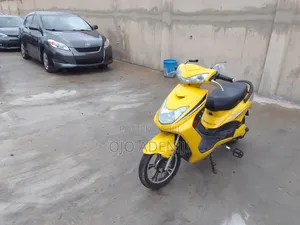 Motorcycle 2017 Yellow