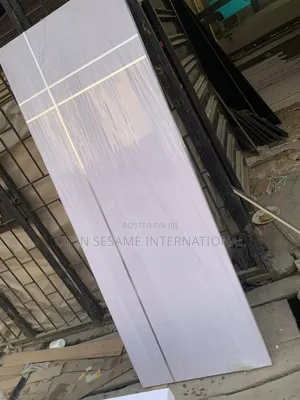 Perfect White HDF Door Plated With a Silver Chrome
