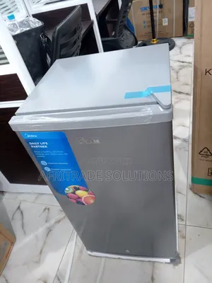 Midea Single-Door Fridge 85 Litres- Food/Drink Storage