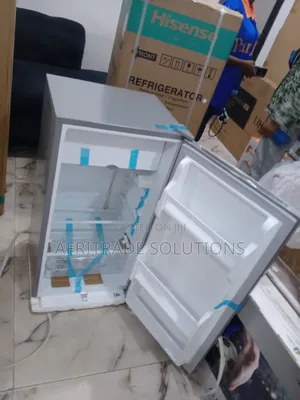 Midea Single-Door Fridge 85 Litres- Easily Usable