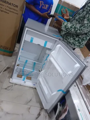 Midea Single-Door Fridge 85 Litres- Must-Have