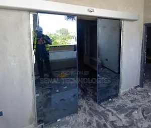 Sensor-Move Entrance Door