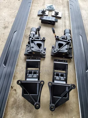 Rangerover 2023 Automatic Side Step.
