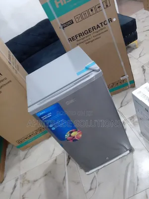 Midea 85 Liter Refrigerator Hs1112l Fit for Your Space