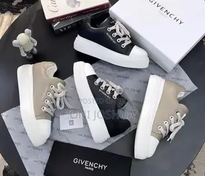Givenchy Sneakers