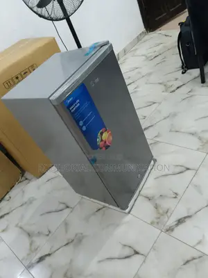 Admirable Midea 90L Single Door Refrigerator Mdrd133fgg50