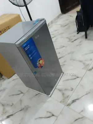 Moderately Priced Midea 90L Single Door Refrigerator
