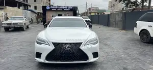 Lexus LS 2022 White