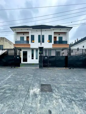 4bdrm Duplex in Lekki for sale