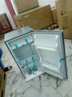 Sweet Deal Midea 90L Single Door Refrigerator Mdrd133fgg50
