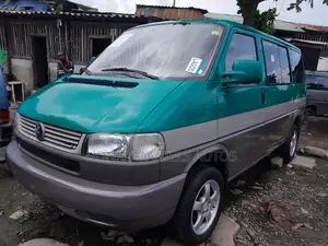 Volkswagen Transporter 2004 Beige