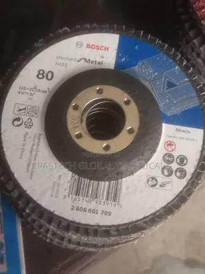 Bosch 41⁄2" Flap Disc