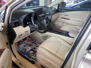 Lexus RX 350 2010 Gold