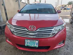 Toyota Venza 2016 Available for Hire