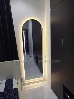 Thick Glass Mirror With Led Light (2 by 6ft Curved)