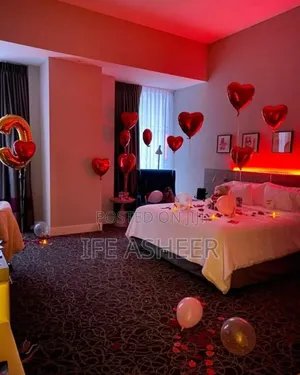 Romantic Decorations for Bed/Hotel Rooms