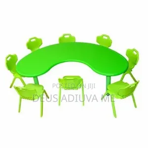Plastic Moon School Table