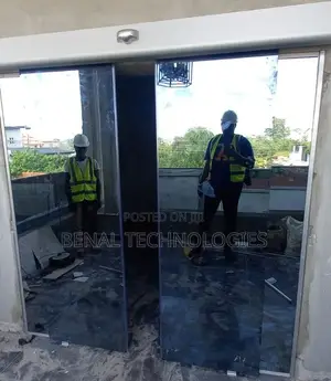 Auto-Detect Portal Door