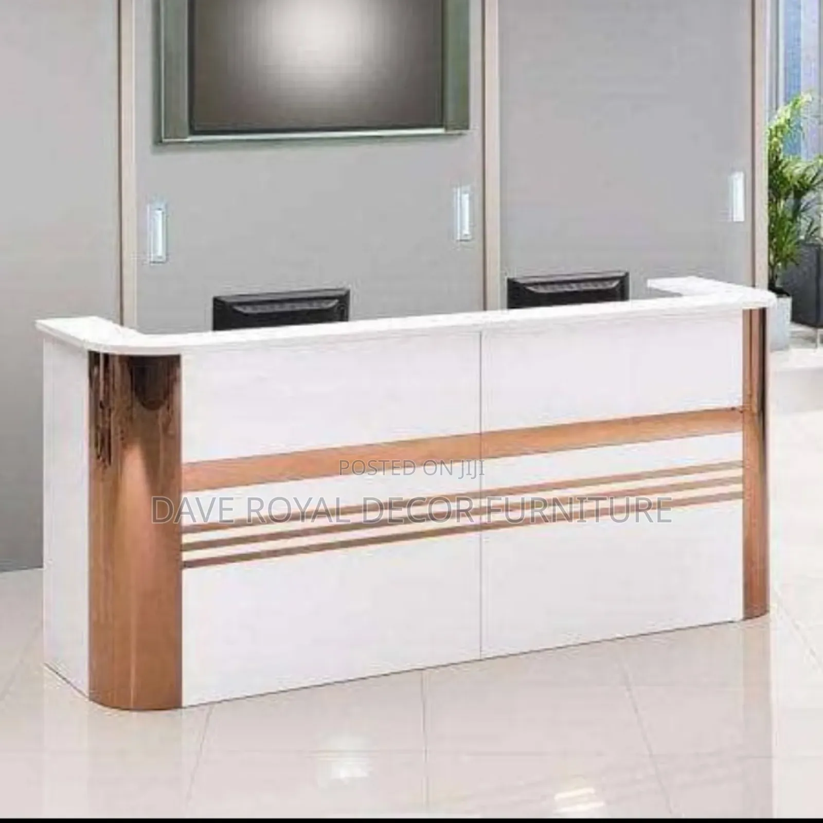 High Quality Reception Table.