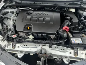 Toyota Corolla 2017 Silver